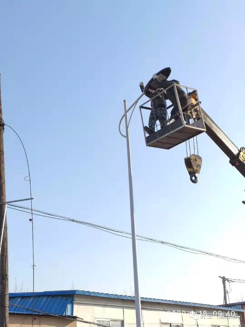 好消息！福万达雾霾净化路灯在辽宁营口成功运行